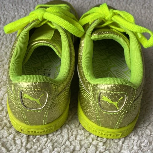 Puma Womens’ Basket Future Minimal Sneaker - Picture 9 of 16